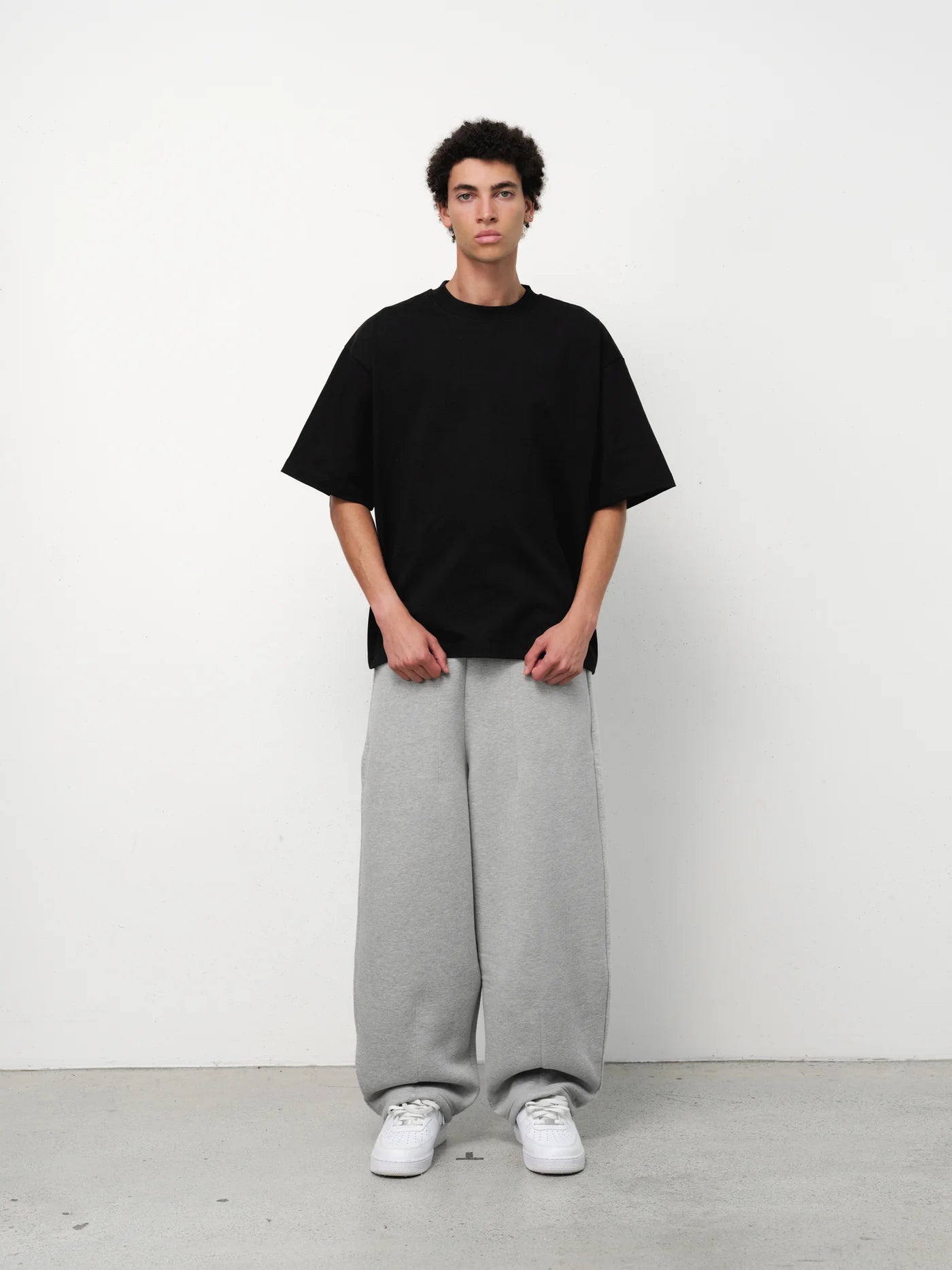 SIGNATURE BLANK T-SHIRT - BLACK